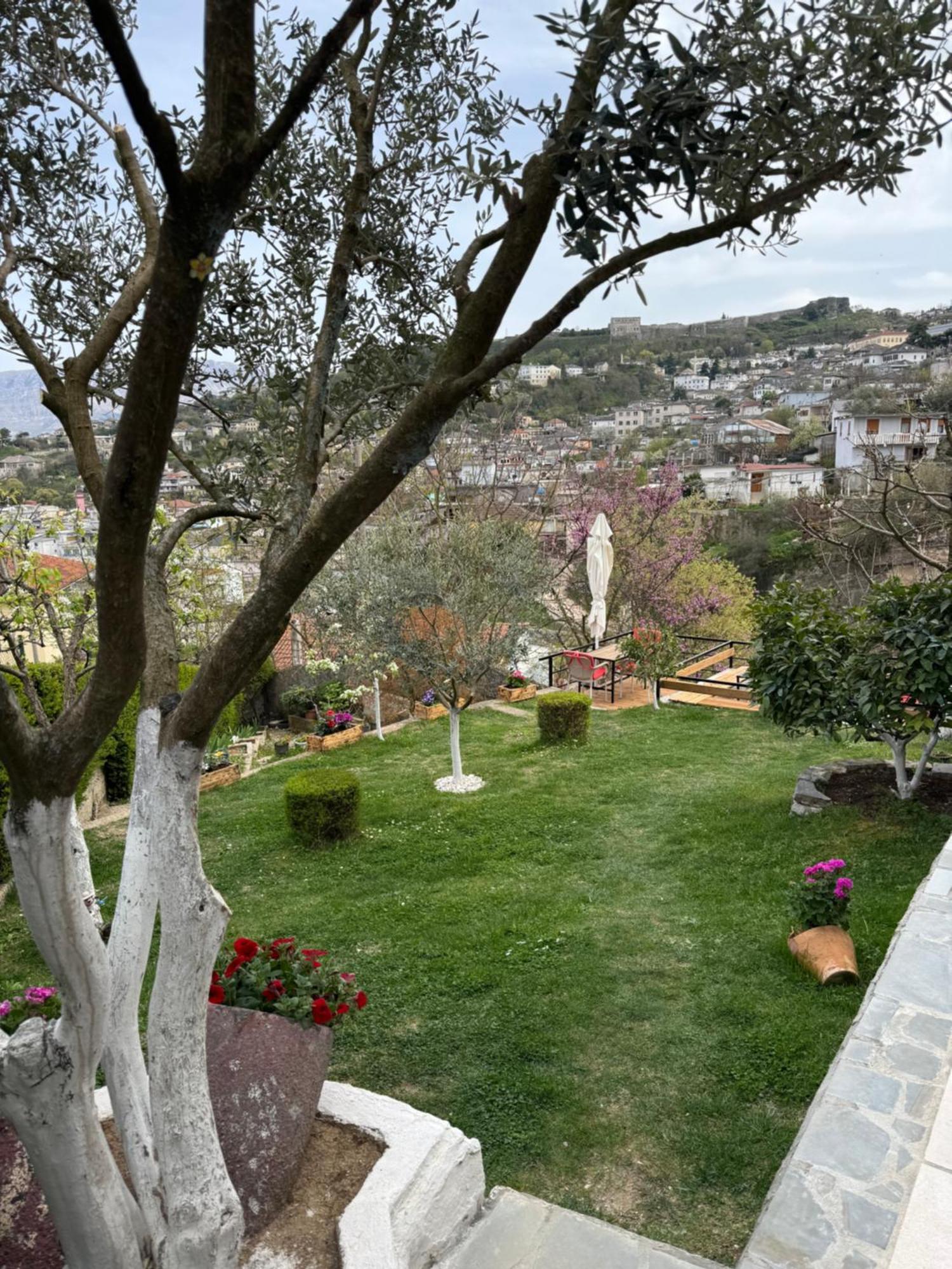 Ilvi Guesthouse Αργυρόκαστρο Εξωτερικό φωτογραφία